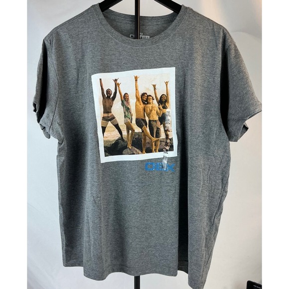 NWT Outer Banks Netflix Graphic T-Shirt Crew Neck Short Sleeve Gray XXL Women's - Picture 1 of 6